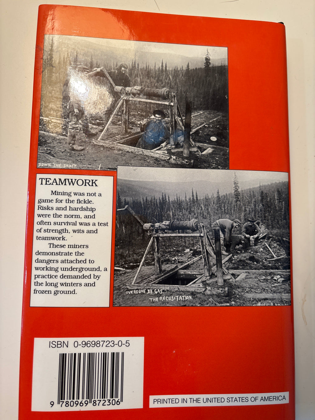 The Gold Fields of the Klondike - John W. Leonard