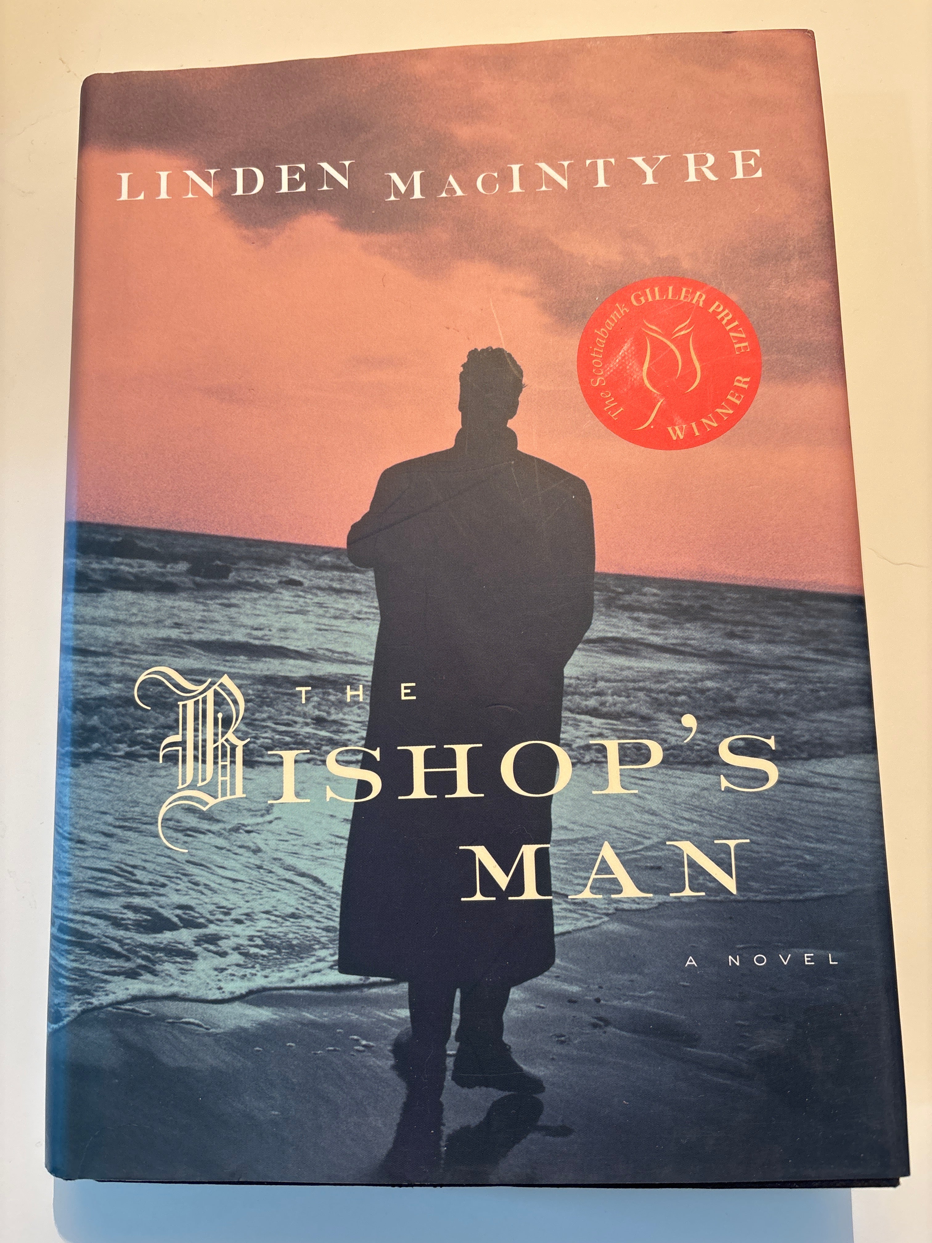 The Bishop's Man - Linden Macintyre