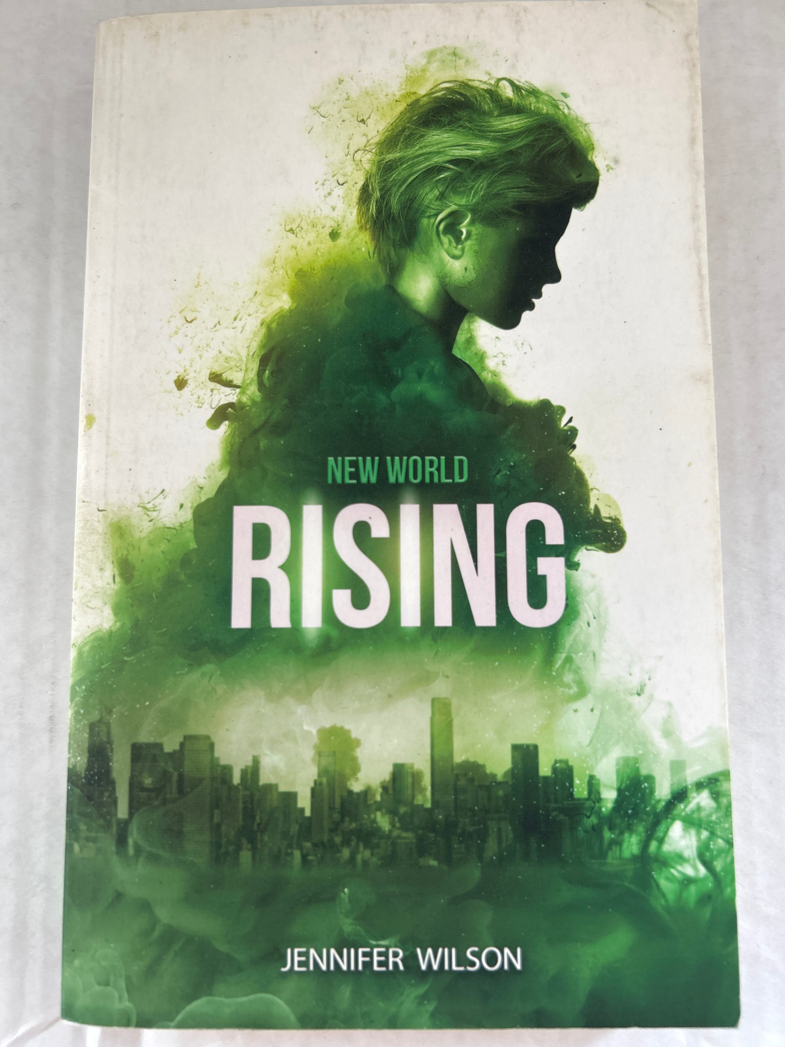 New world Rising - Jennifer Wilson