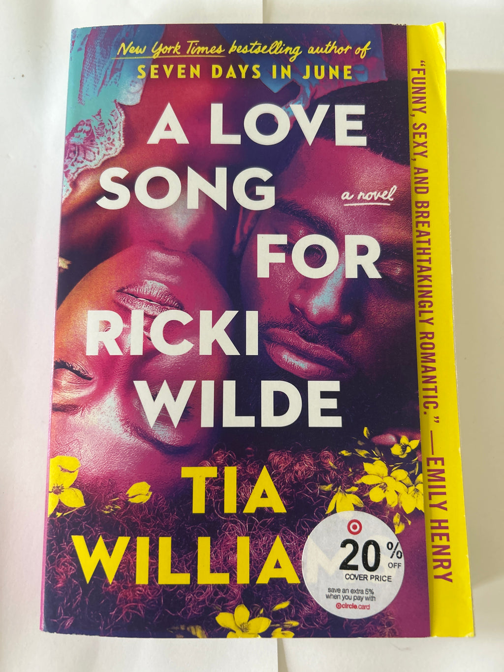 A long song for Ricki Wilde - Tia Willia