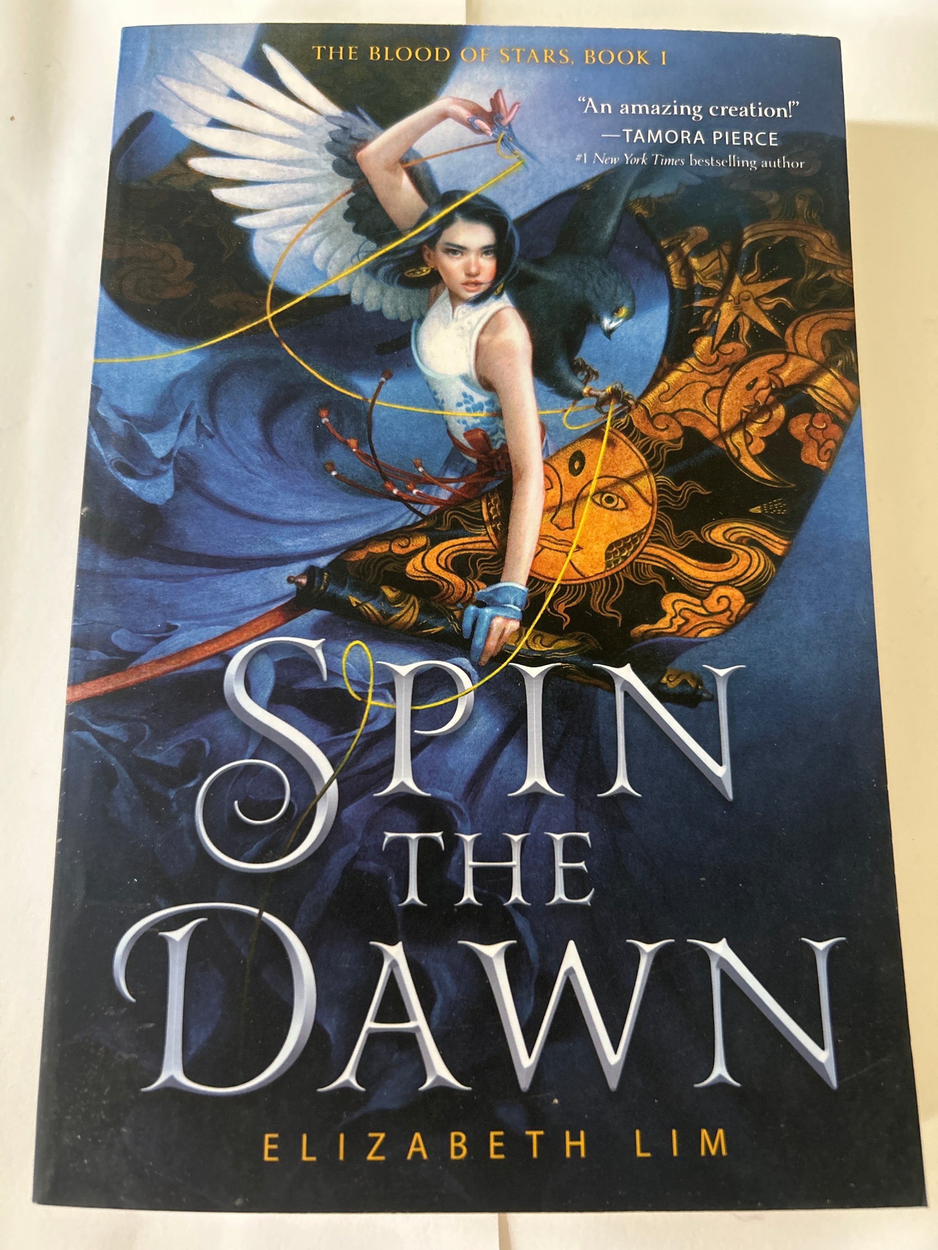 Spin the dawn - Elizabeth Lim