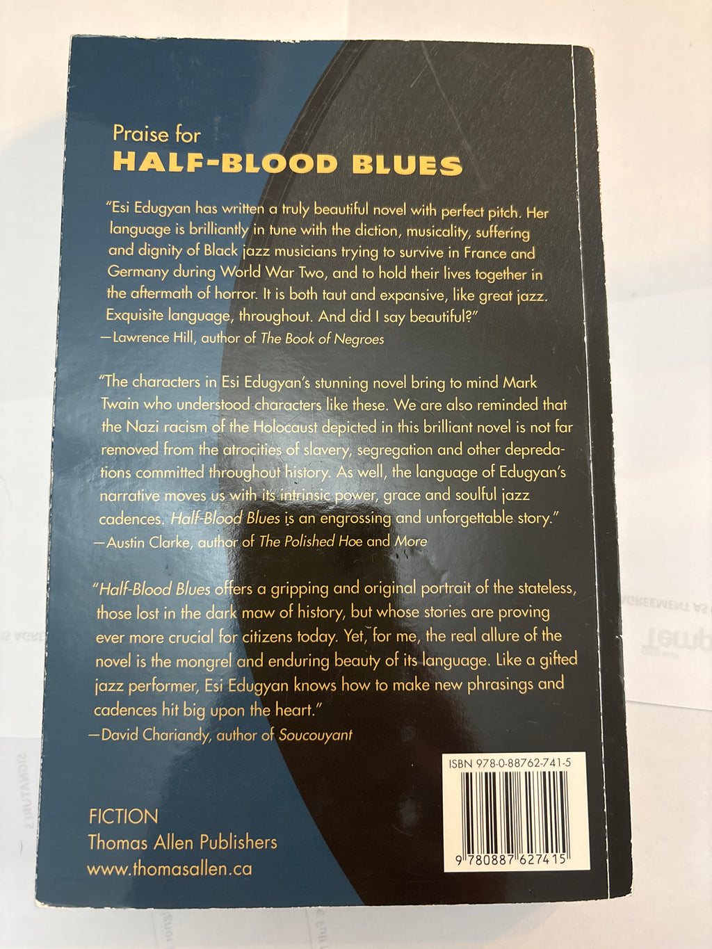 Half-Blood Blues - Esi Edugyan