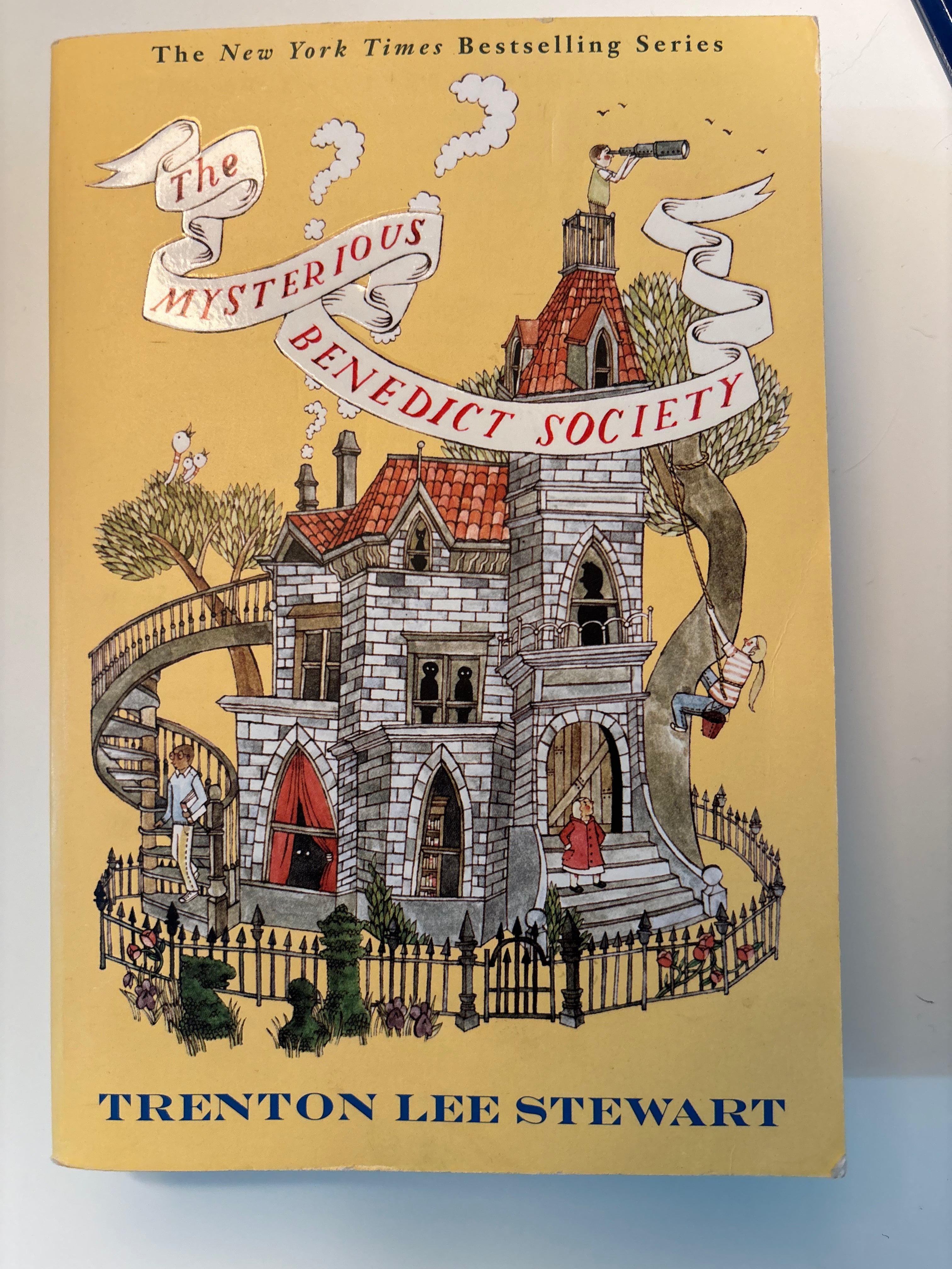 The Mysterious Benedict Society - Trenton Lee Stewart