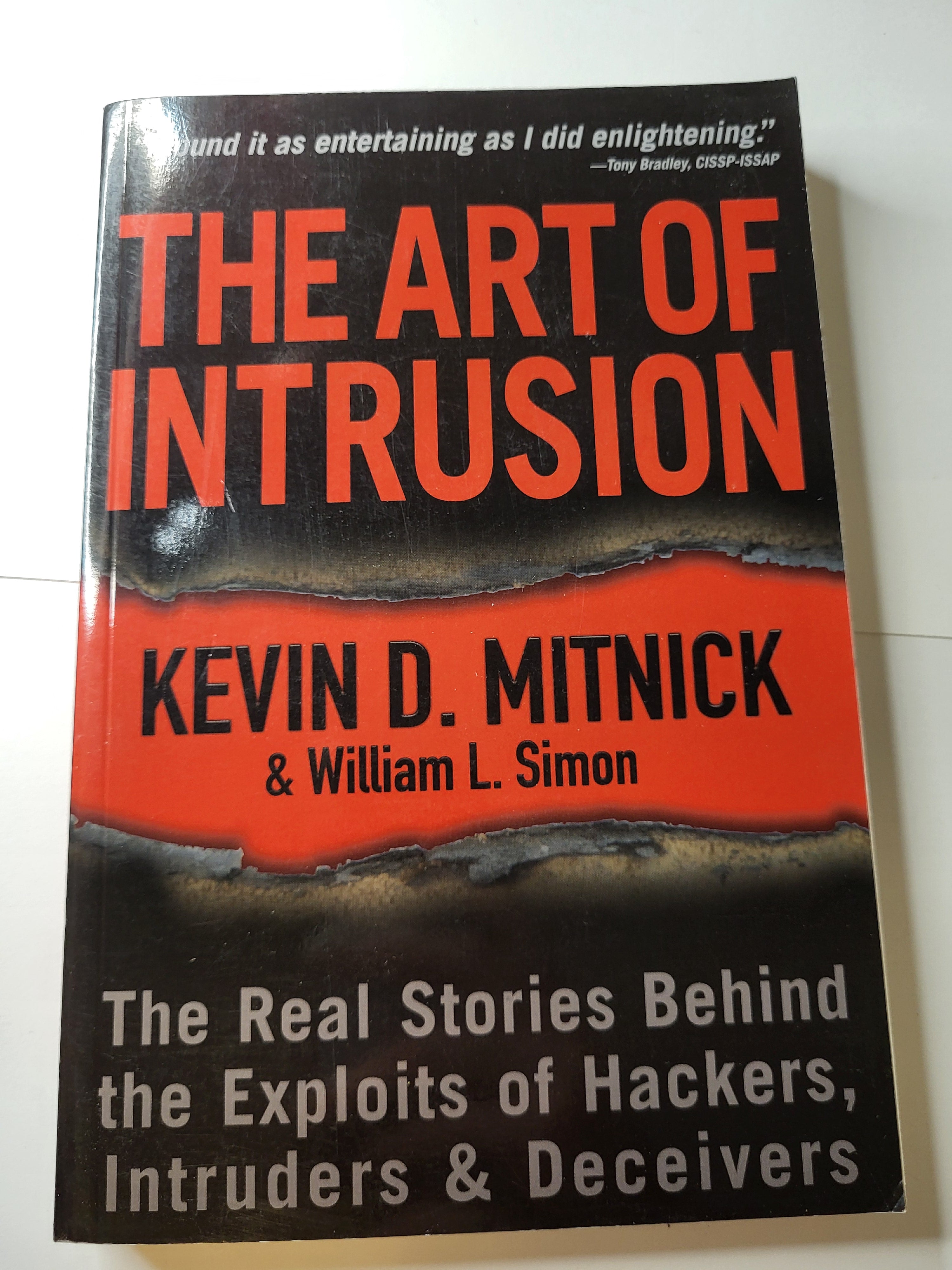 The Art of Intrusion - Kevin D. Mitnick