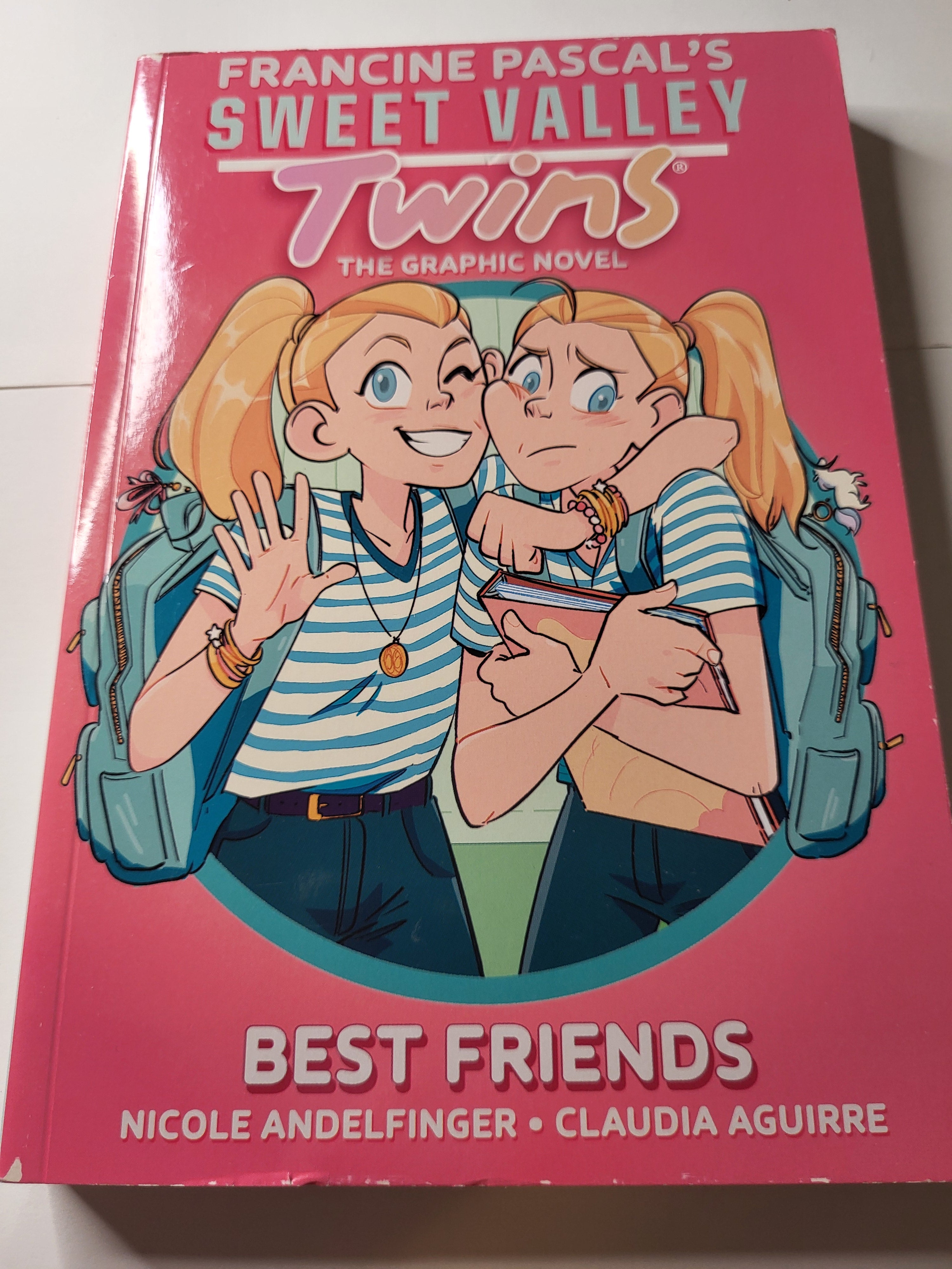 Sweet Valley Twins: Best Friends - Nicole Andelfinger and Claudia Aguirre