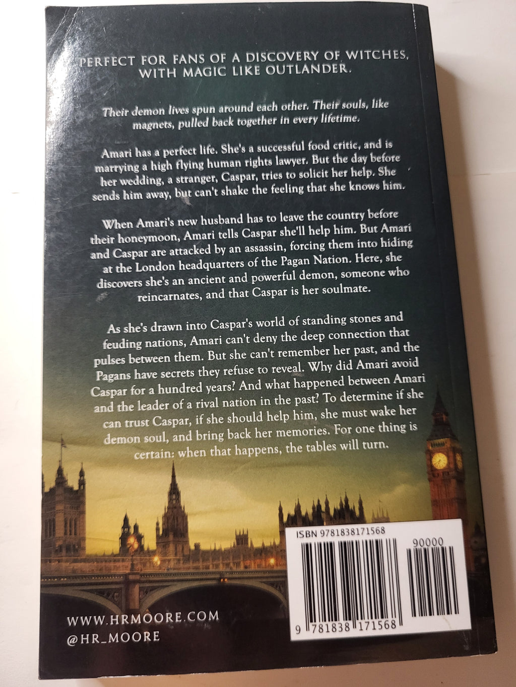 Nation of the Sun: Book 1 - H. R. Moore