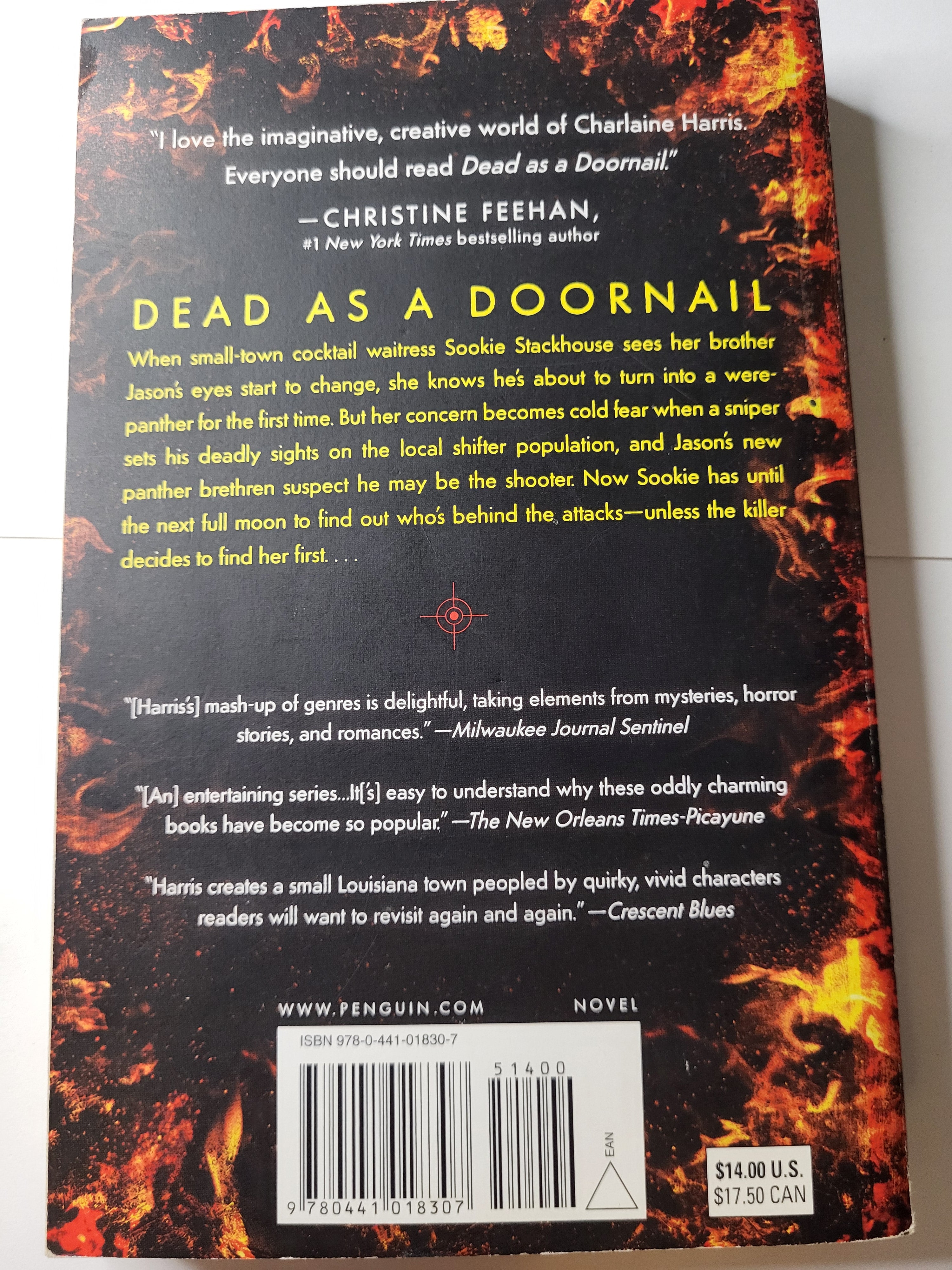 Dead as a Doornail - Charlaine Harris