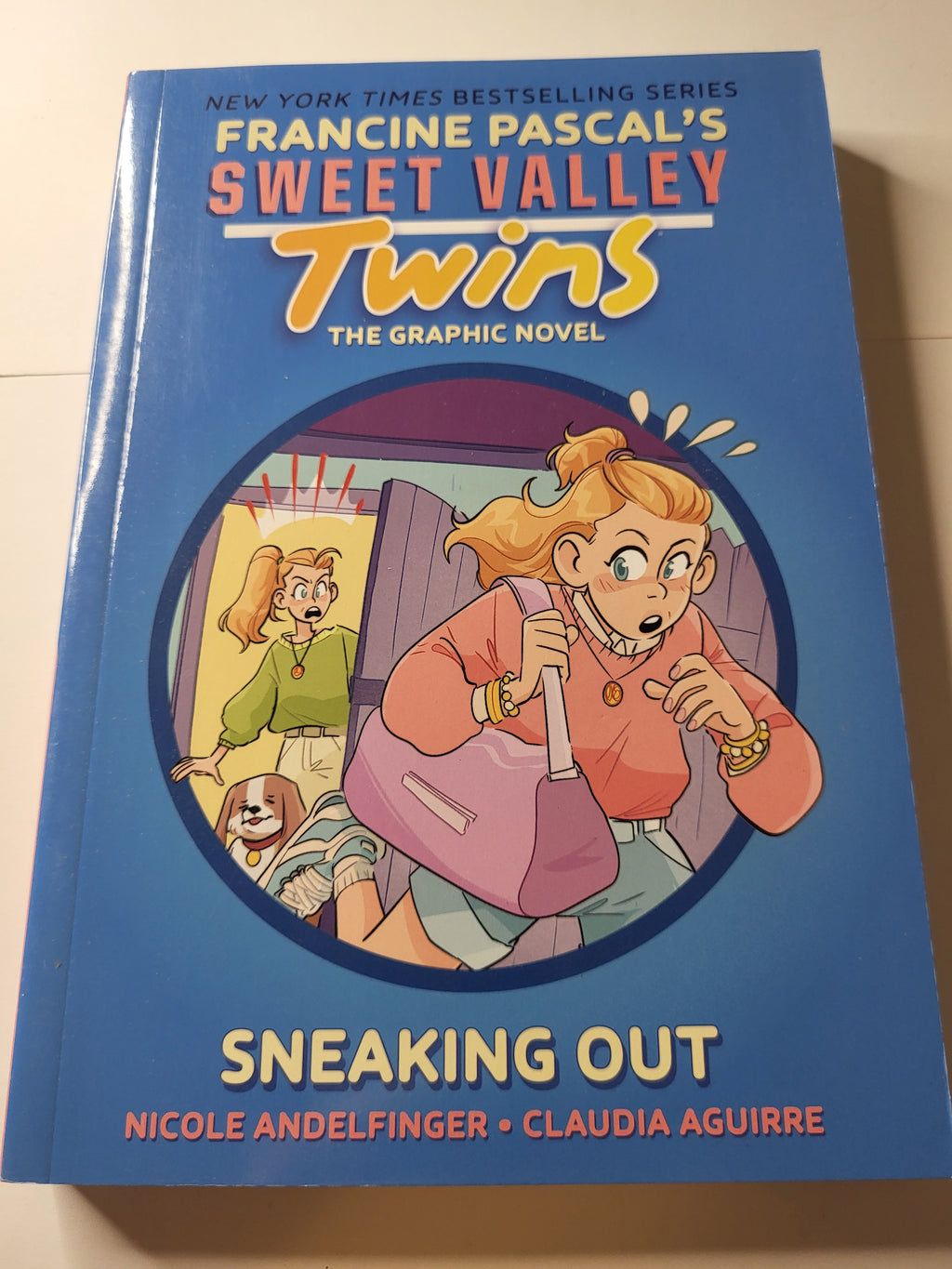 Sweet Valley Twins: Sneaking Out - Nicole Andelfinger and Claudia Aguirre