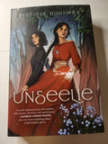 Unseelie - Ivelisse Housman