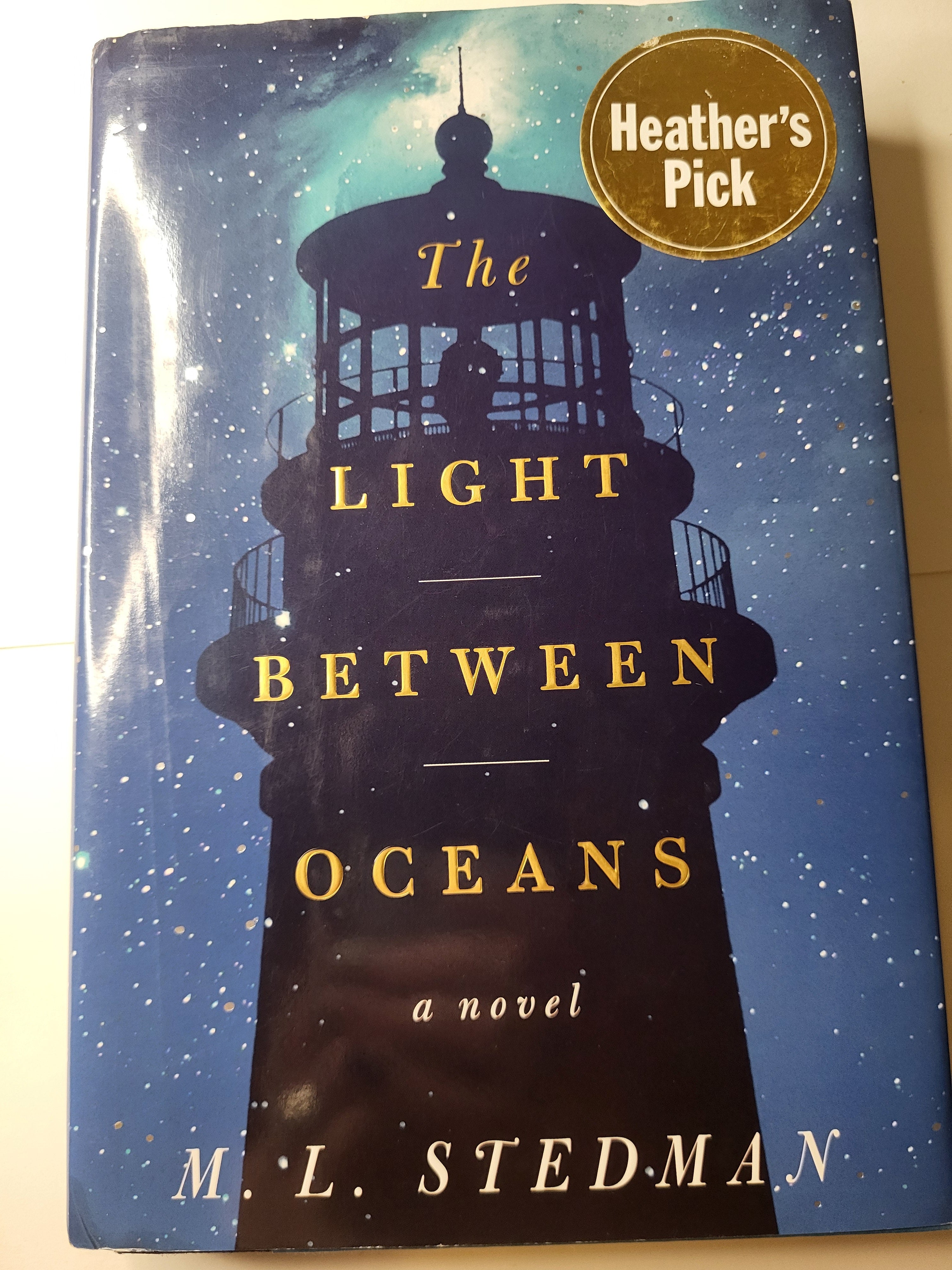The Light Between Oceans - M. L. Stedman